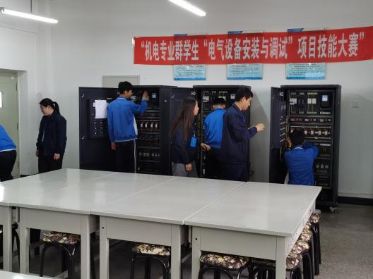 acf4ee1d30d7a105497e77a69126262